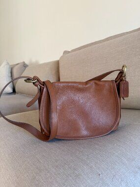 VINTAGE COACH Brown Leather Fold Over purse | Medium crossbody bag